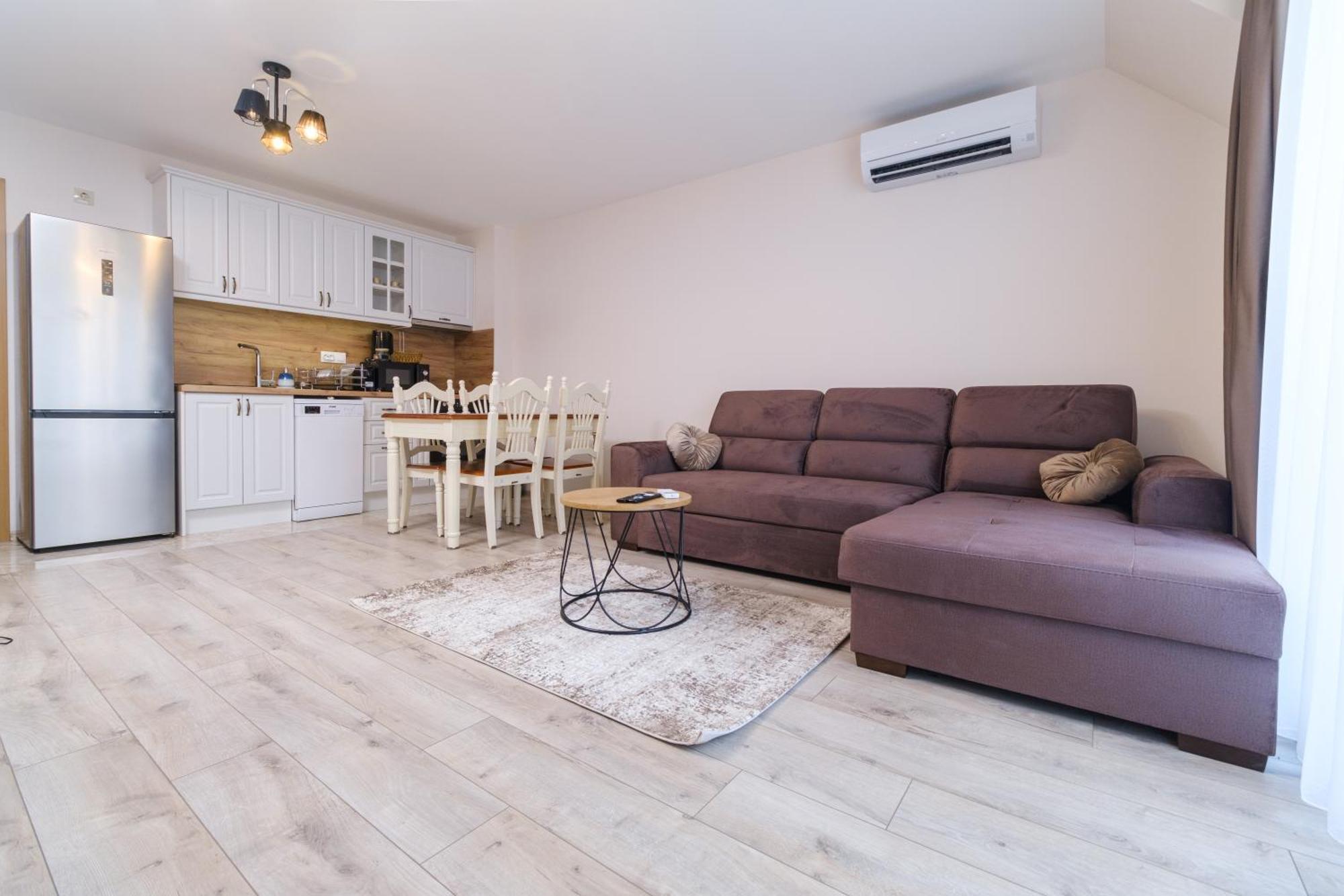 Ldv 13 Apartments Free Private Parking Plovdiv Luaran gambar