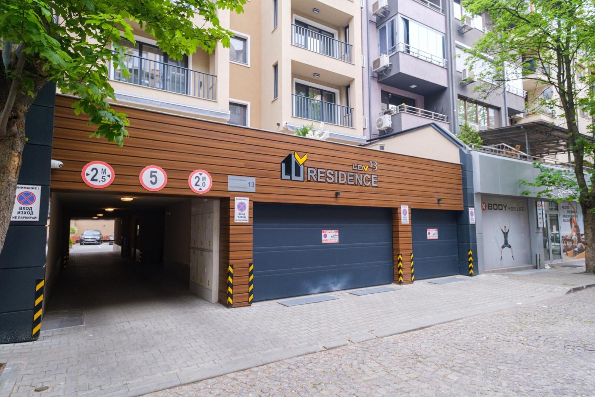 Ldv 13 Apartments Free Private Parking Plovdiv Luaran gambar